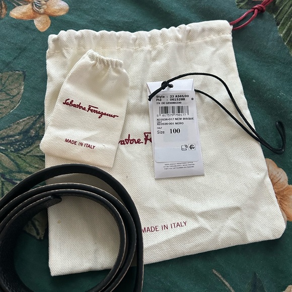 Salvatore Ferragamo Authentic Belt, No Buckle Womens in Bisque size 100 cm ,NWT - Picture 3 of 3